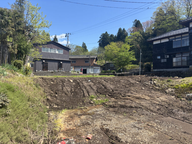 長岡市　S様（不用品処分・仏壇じまい・解体・土地売却）